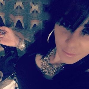 Meet your Posher, Tania